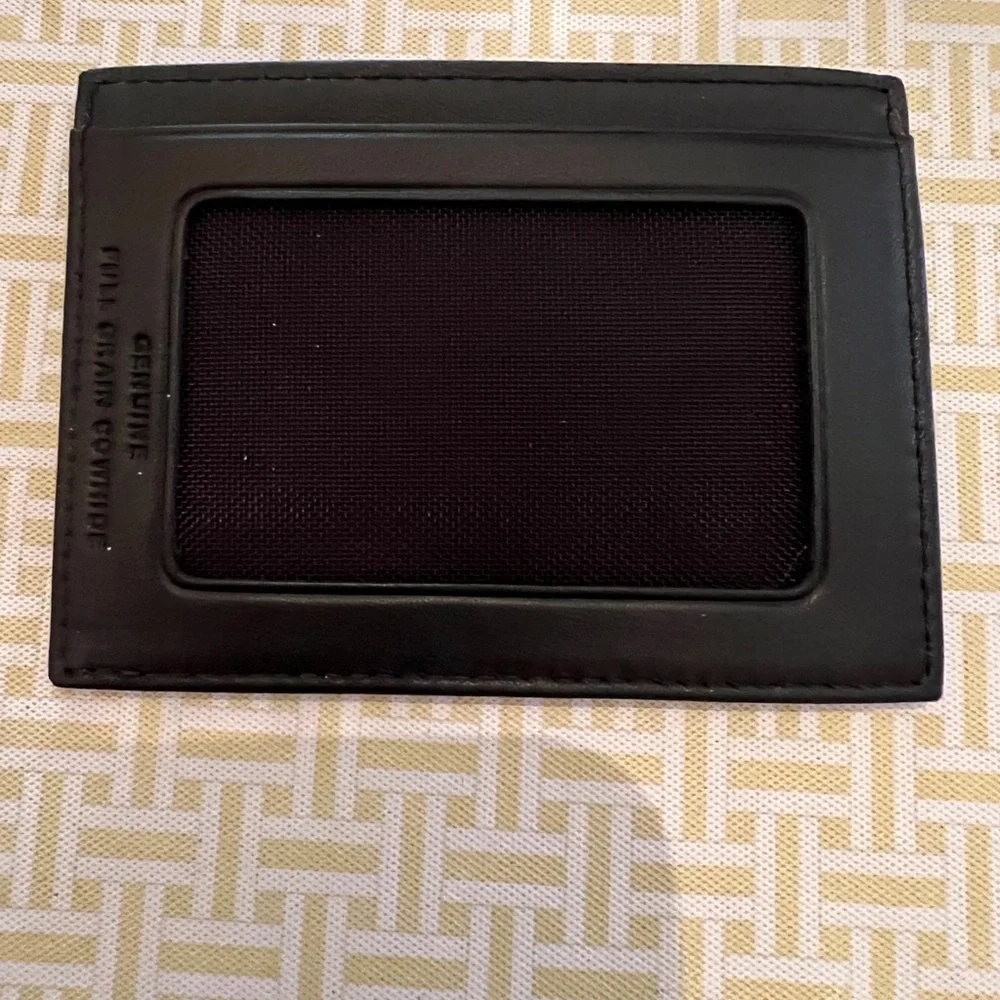 Wenger Black Card Holder with Swiss Emblem